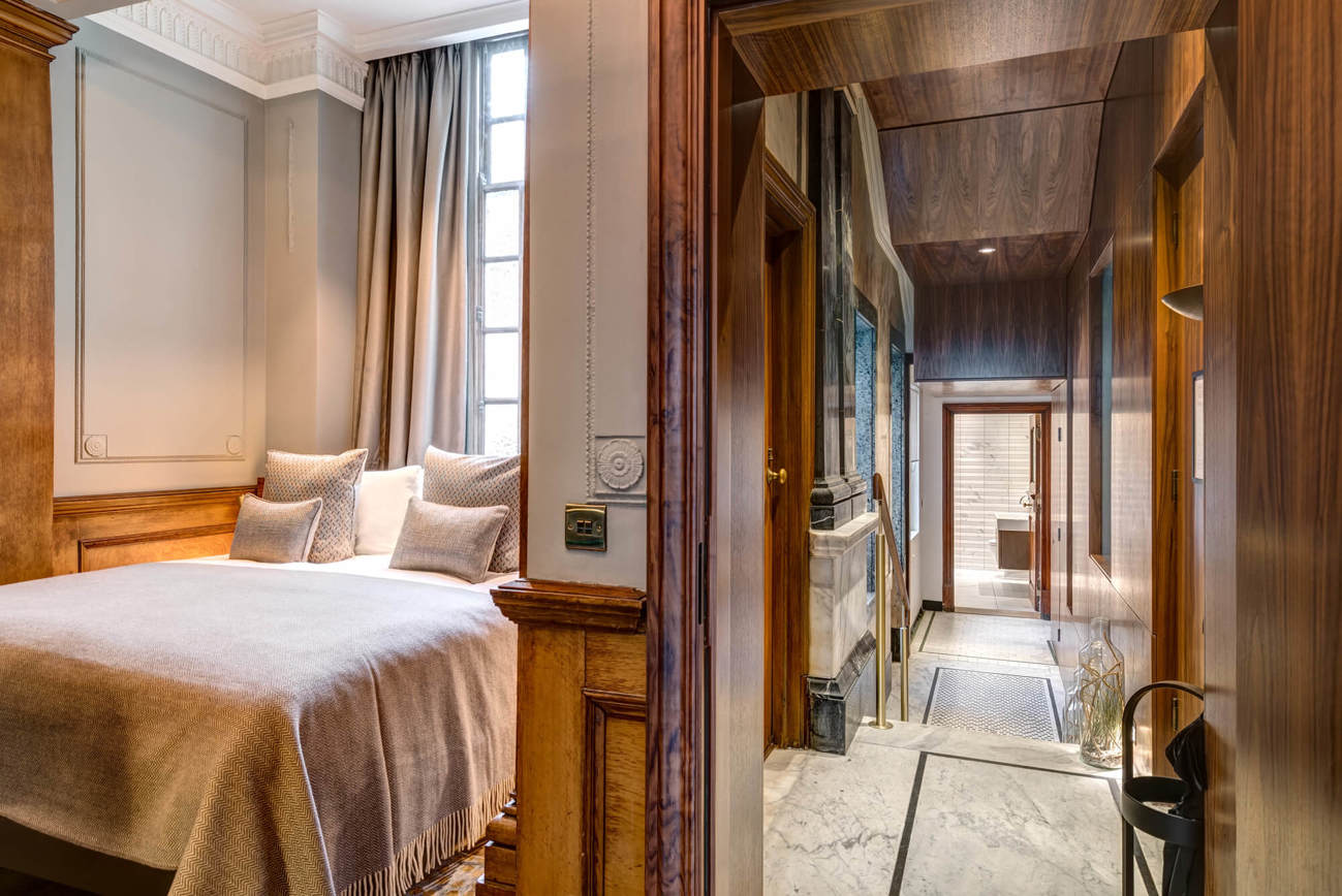 Grand Suite Bedroom at Apex Temple Court Hotel