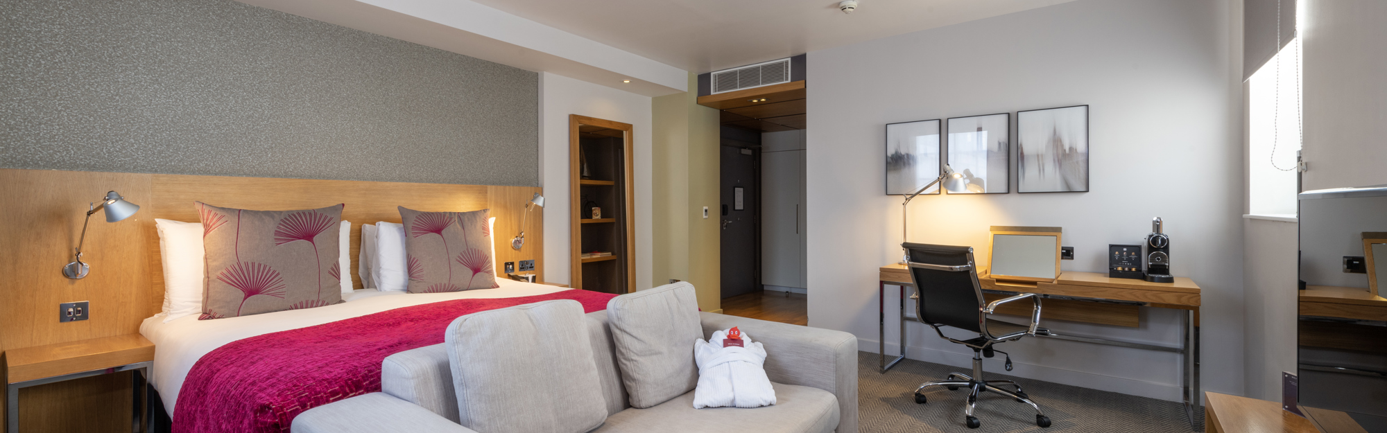 Superior Room at Apex Temple Court Hotel