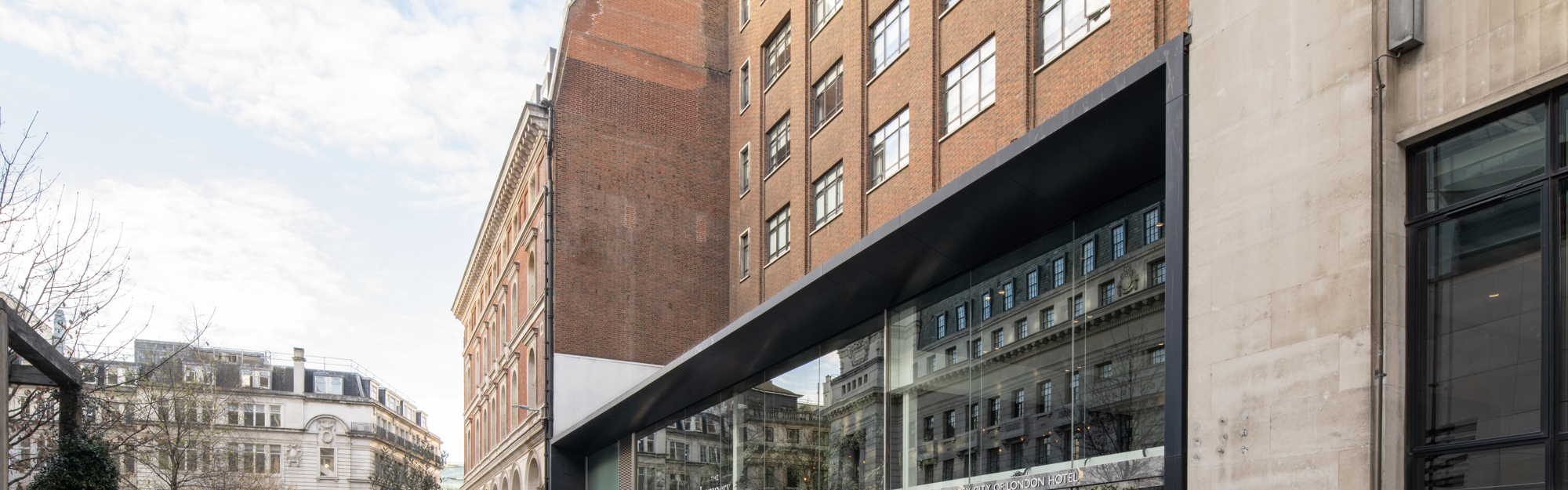 Apex City of London Hotel exterior