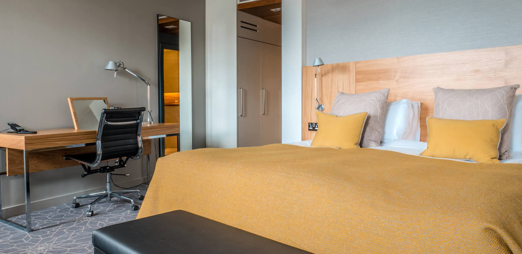 Superior Room with king-size bed at Apex Waterloo Place Hotel