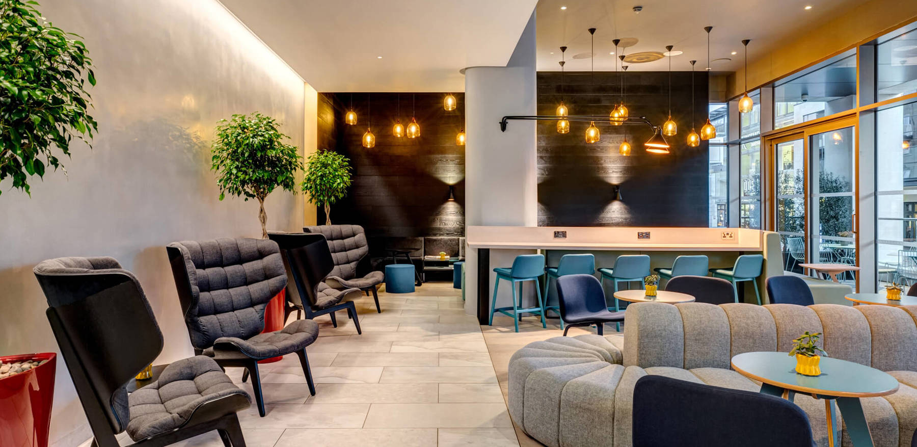 bath hotels with pool