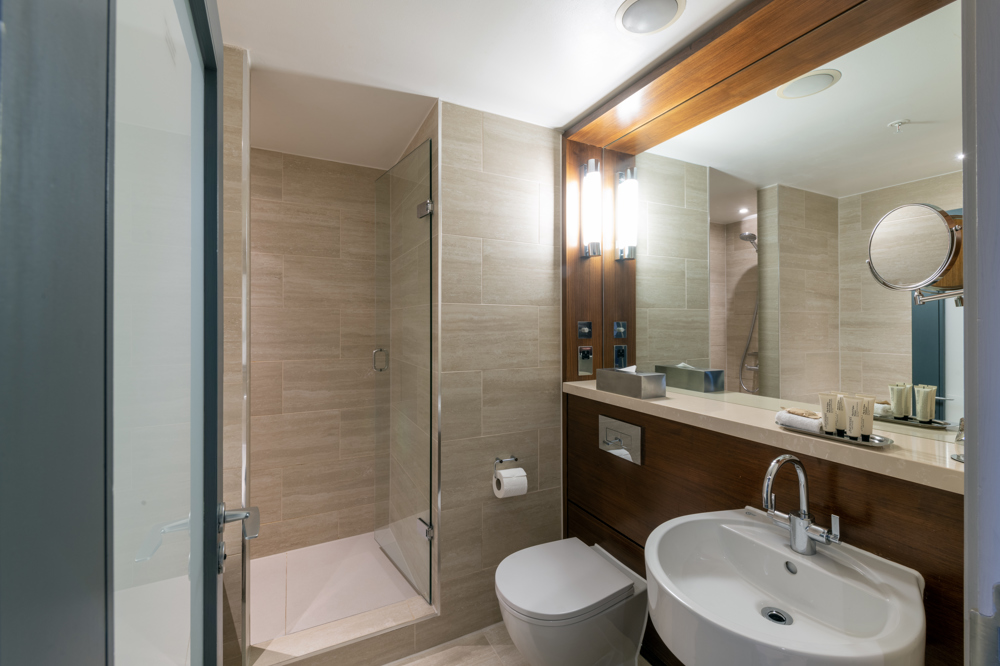 City Room bathroom at Apex City of London Hotel