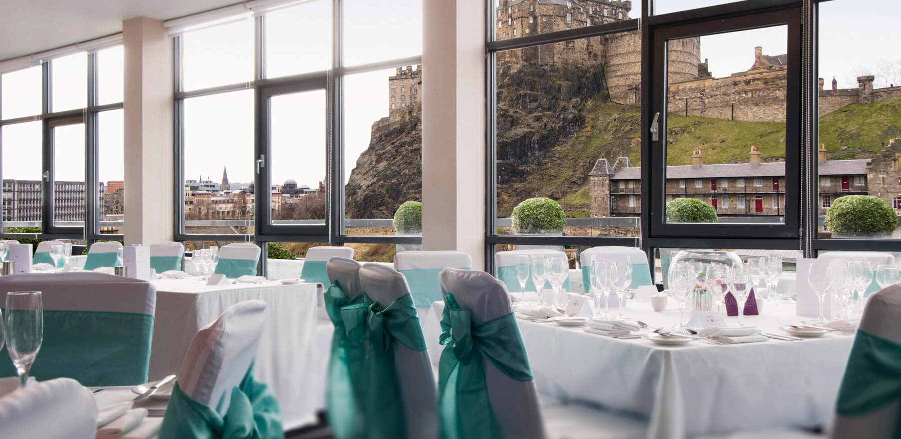 hotels near edinburgh castle