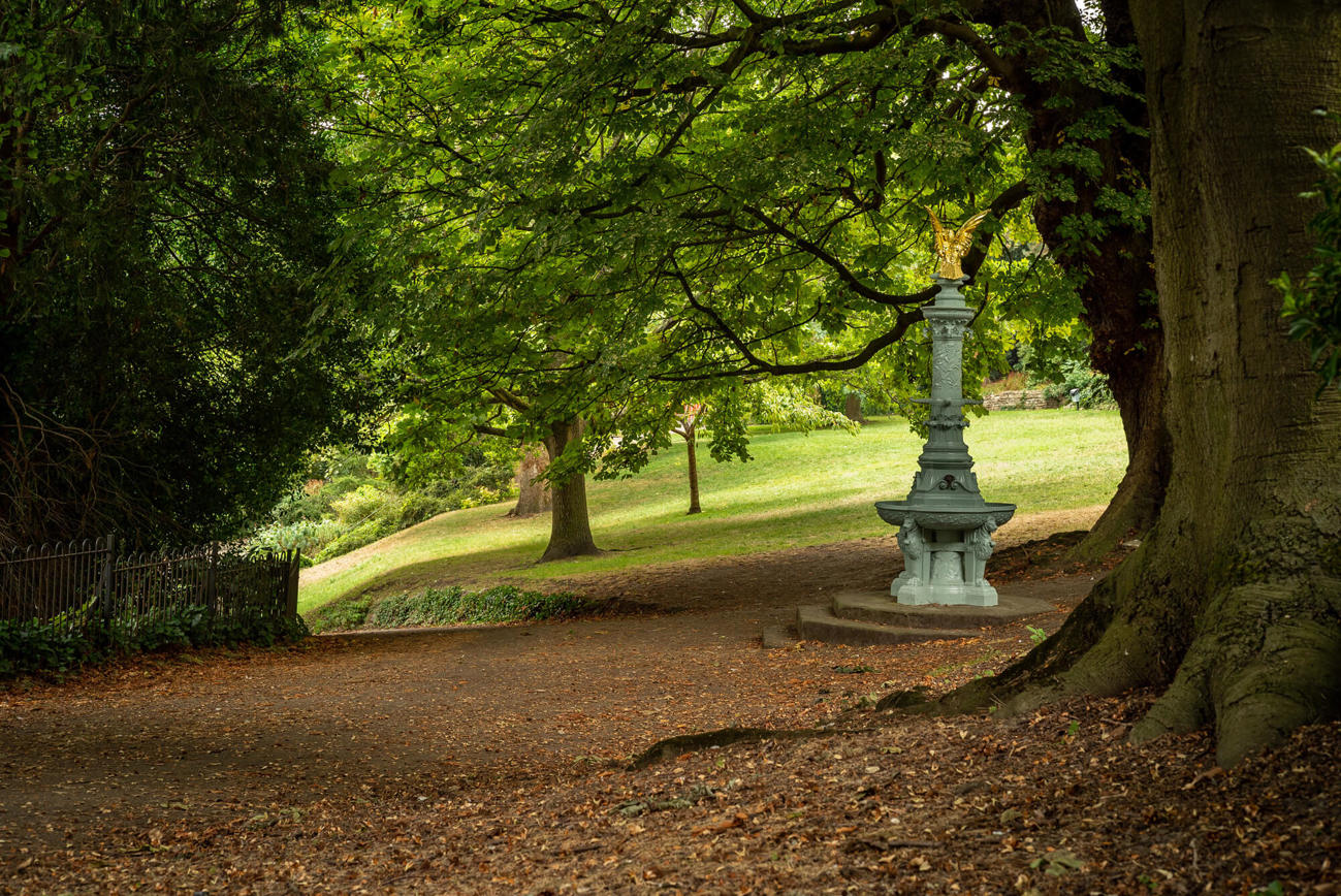 Hedgemead Park in Bath during the day